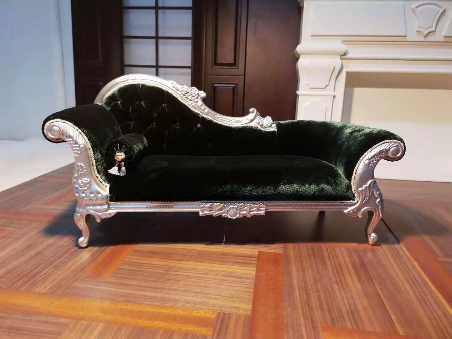女王のゴシック調長椅子ソファ 3 ドール家具 オーダー